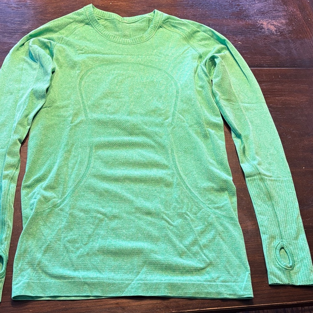 Lululemon Swiftly Green Long Sleeve, 6